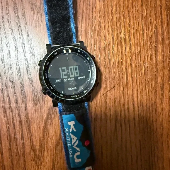 Suunto Black Watch with Blue and Black Strap - Picture 8 of 9